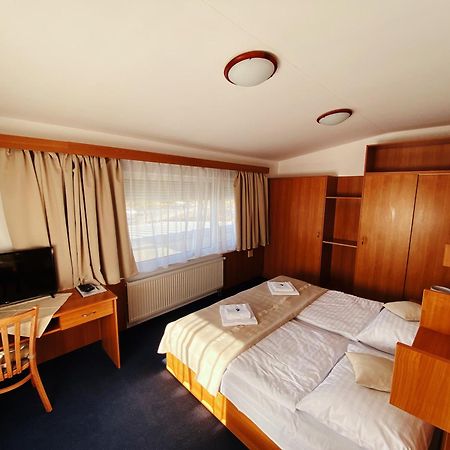 Apartmány EKOSERVIS SLOVENSKO Velky Slavkov Exterior foto